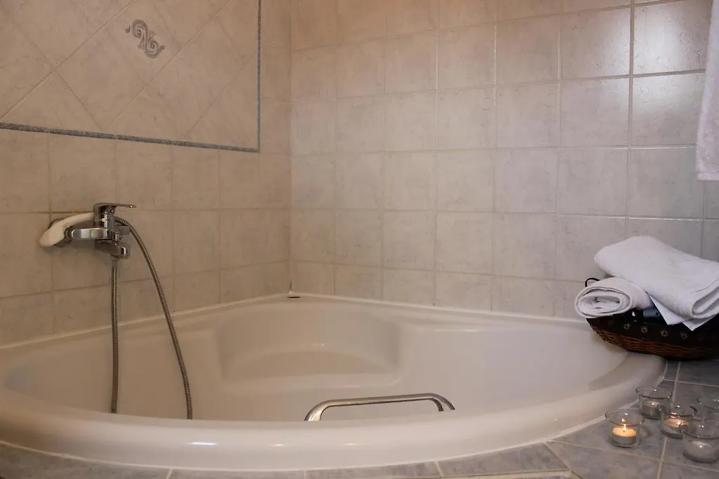 Pinehouse King Suite Nikiti  Apartment Nikiti (Sithonia)