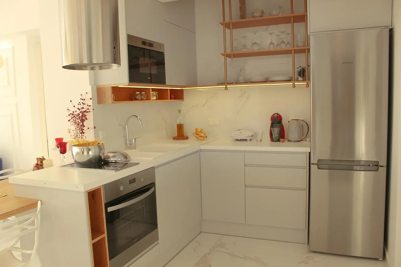 Apartment Pinehouse King Suite Nikiti